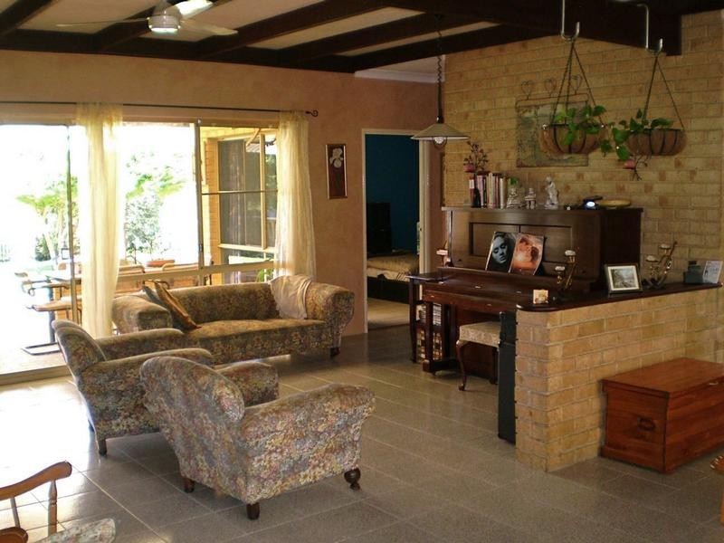 9 South Street, North Dandalup WA 6207