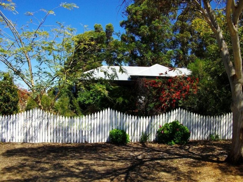 7 Sutton Street, Waroona WA 6215