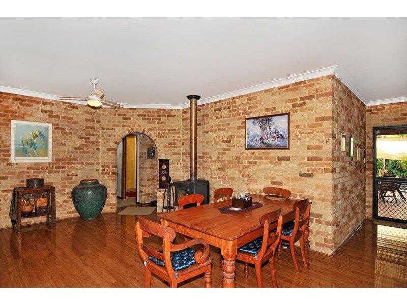 142 Banksia Terrace, South Yunderup WA 6208