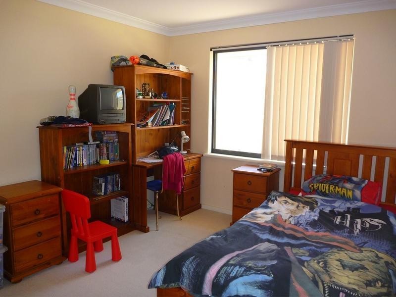 16 Country Road, Pinjarra WA 6208