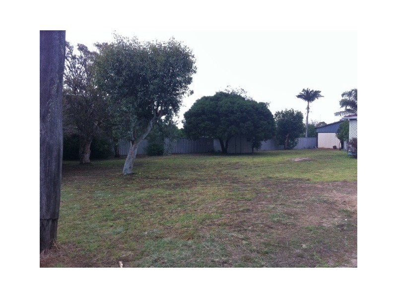 18 Thatcher Street, Waroona WA 6215