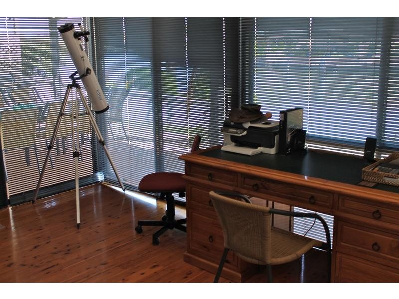 11 Park way, South Yunderup WA 6208