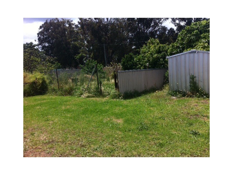 22 Green Street, Waroona WA 6215