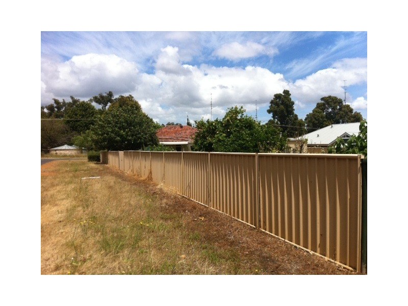 22 Green Street, Waroona WA 6215