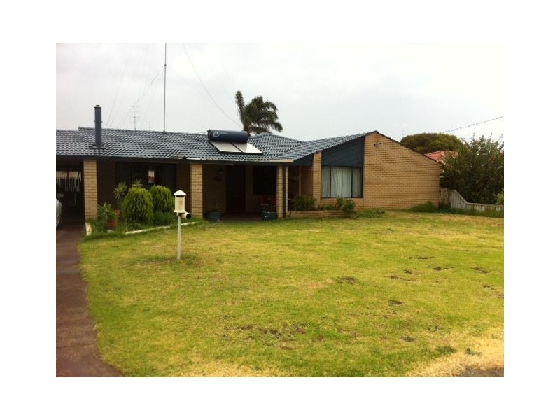 7 Walmsley Street, Waroona WA 6215