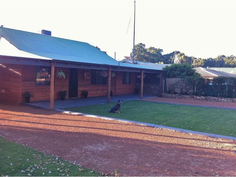 5 Pitt Street, Waroona WA 6215