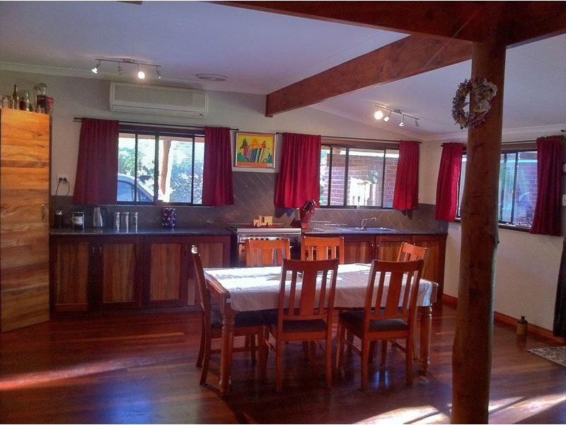 5 Pitt Street, Waroona WA 6215