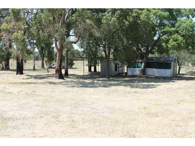 15 Boronia Close, Pinjarra WA 6208