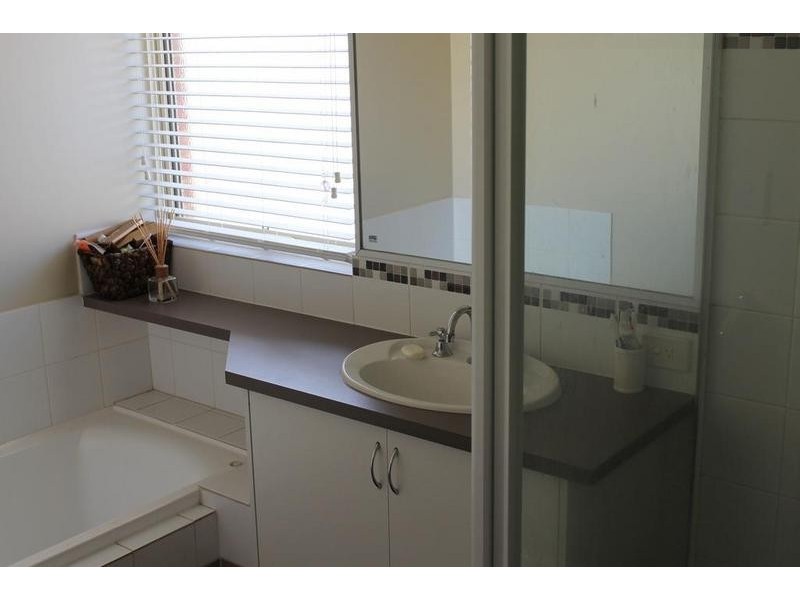 16 MEADOW LANE, Pinjarra WA 6208