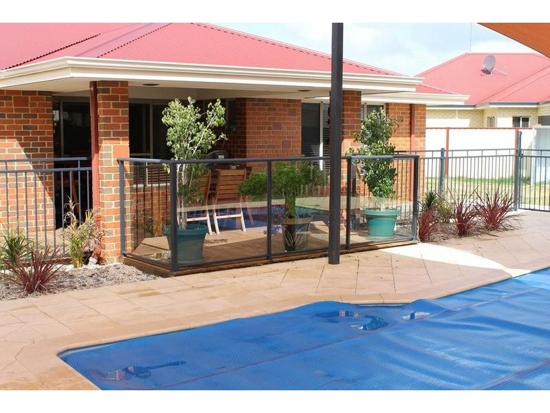 16 MEADOW LANE, Pinjarra WA 6208