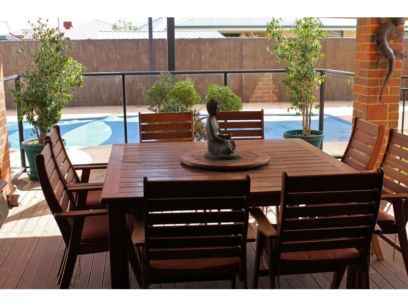 16 MEADOW LANE, Pinjarra WA 6208