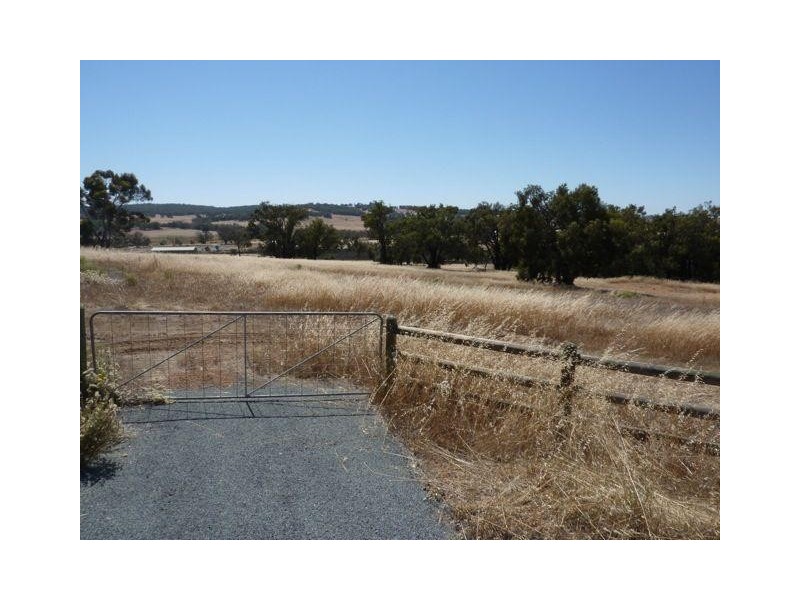 Lot 18 Knight Road, Wandering WA 6308