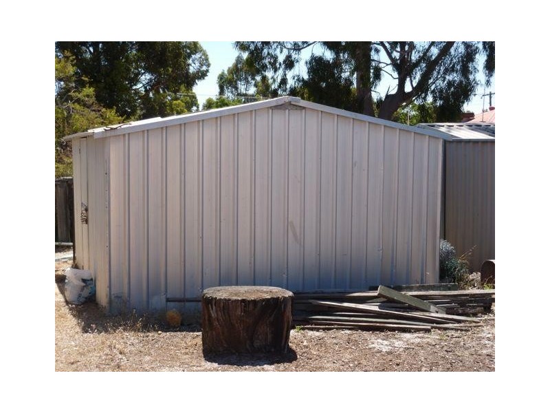 8 Adam Road, Boddington WA 6390