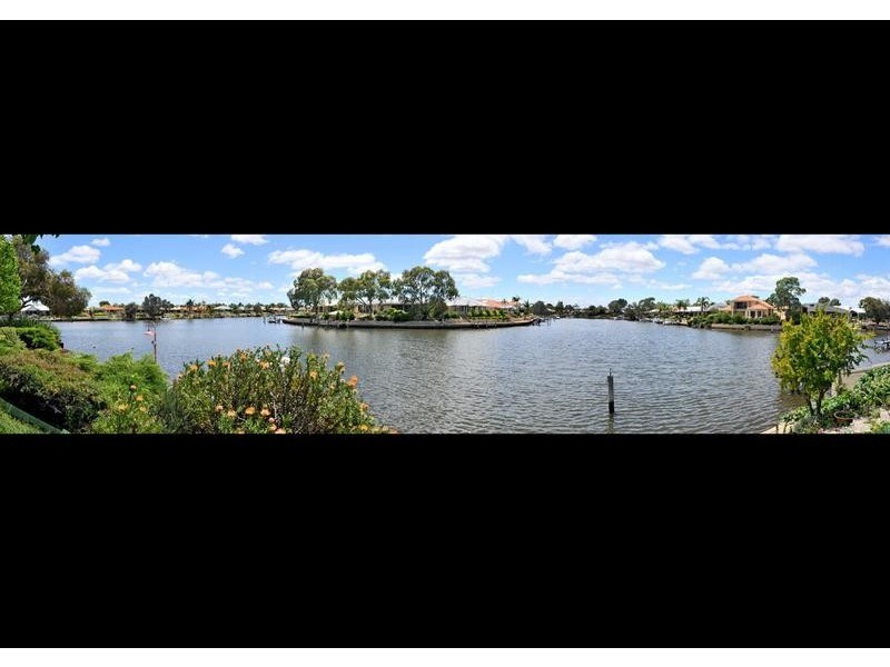 14 Robertson Grove, South Yunderup WA 6208