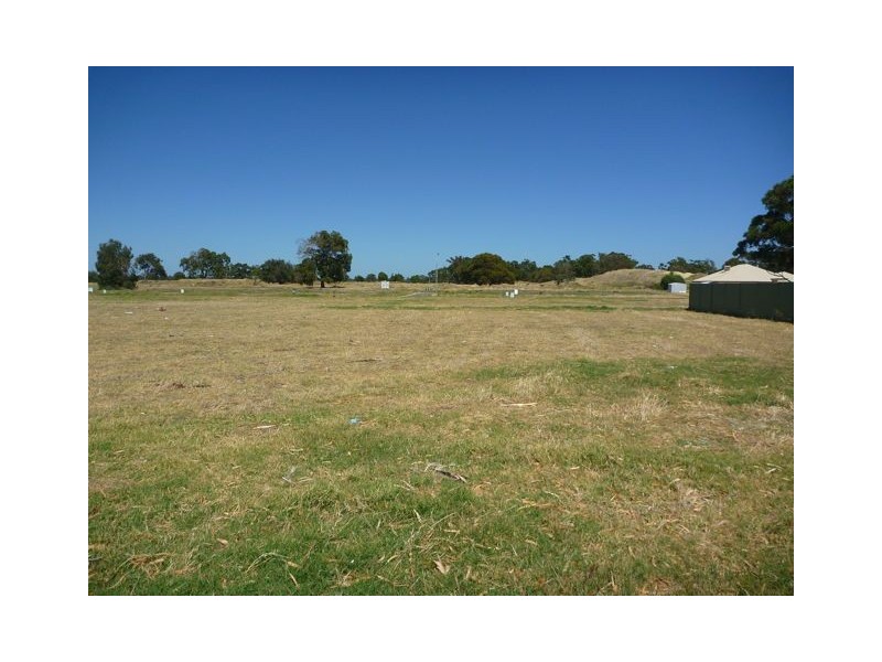 29 Wisteria Crescent, Pinjarra WA 6208