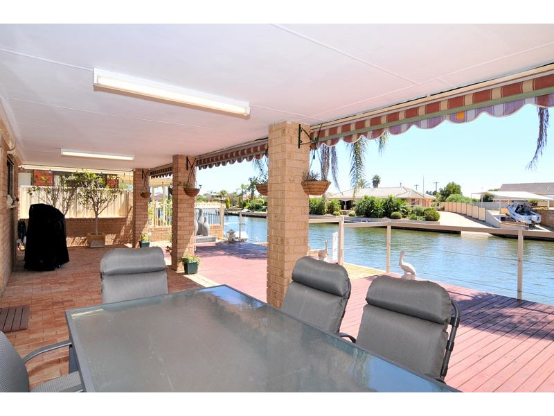 44 KIAP ROAD, South Yunderup WA 6208