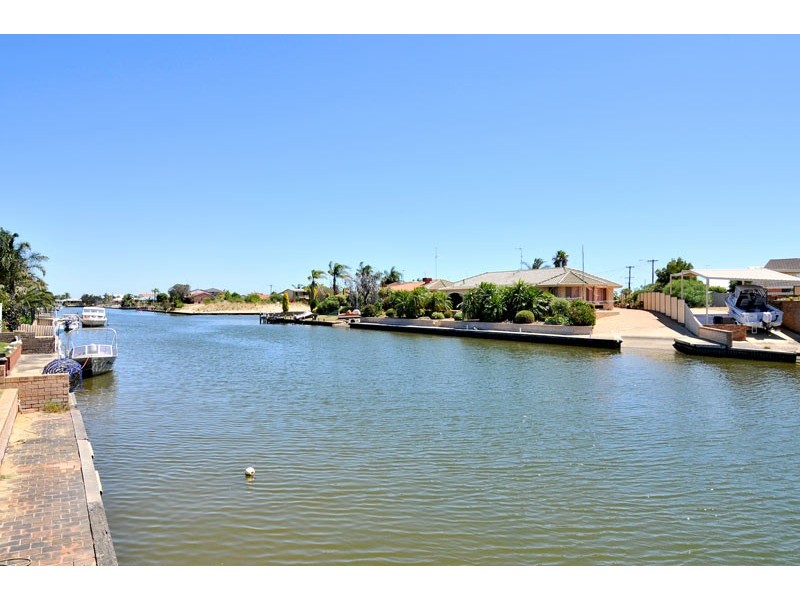 44 KIAP ROAD, South Yunderup WA 6208