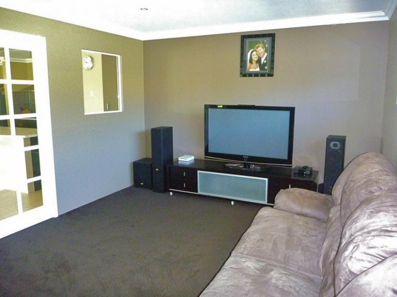 9 Jolly Rambler Boulevard, Ravenswood WA 6208