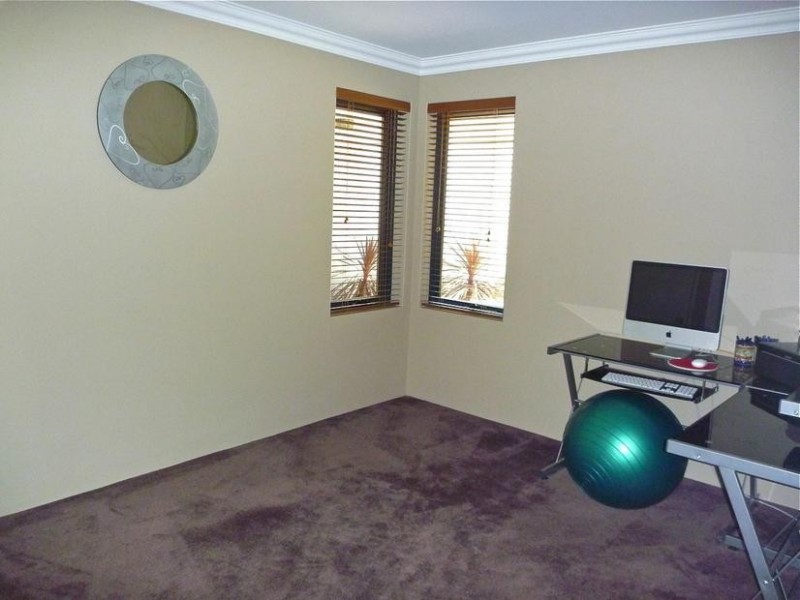 9 Jolly Rambler Boulevard, Ravenswood WA 6208