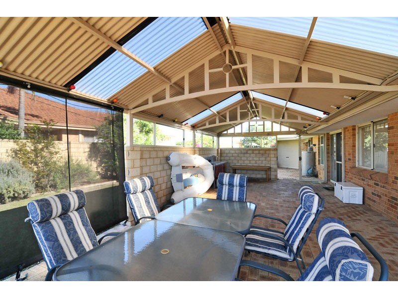 18 Heron Place, South Yunderup WA 6208