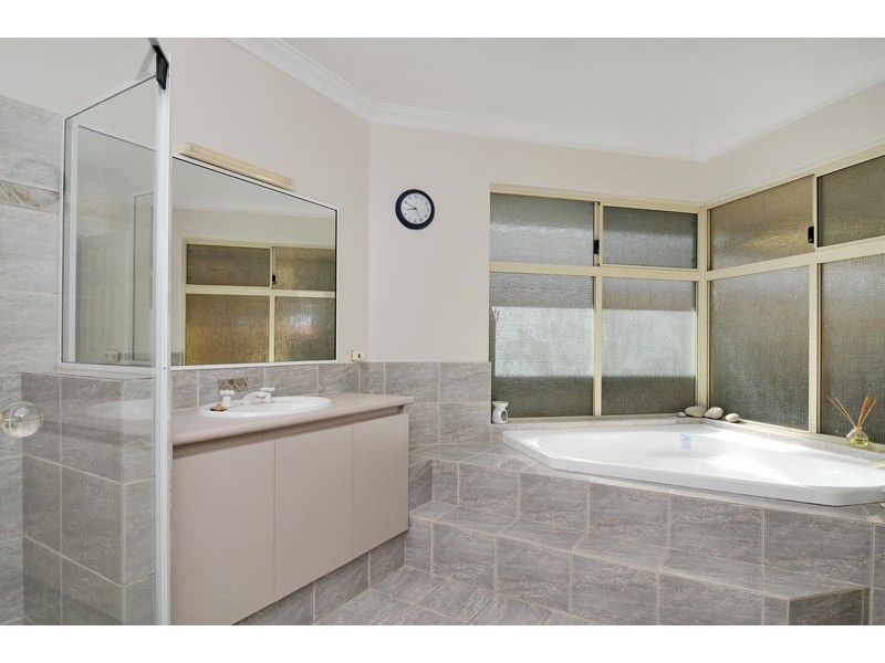 18 Heron Place, South Yunderup WA 6208