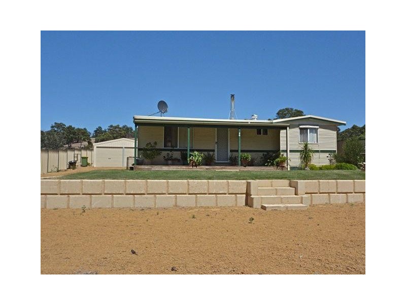 26 Down Street, Wandering WA 6308