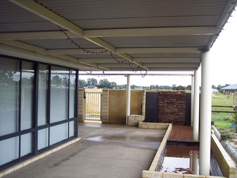 214 Holmes Parade, West Pinjarra WA 6208