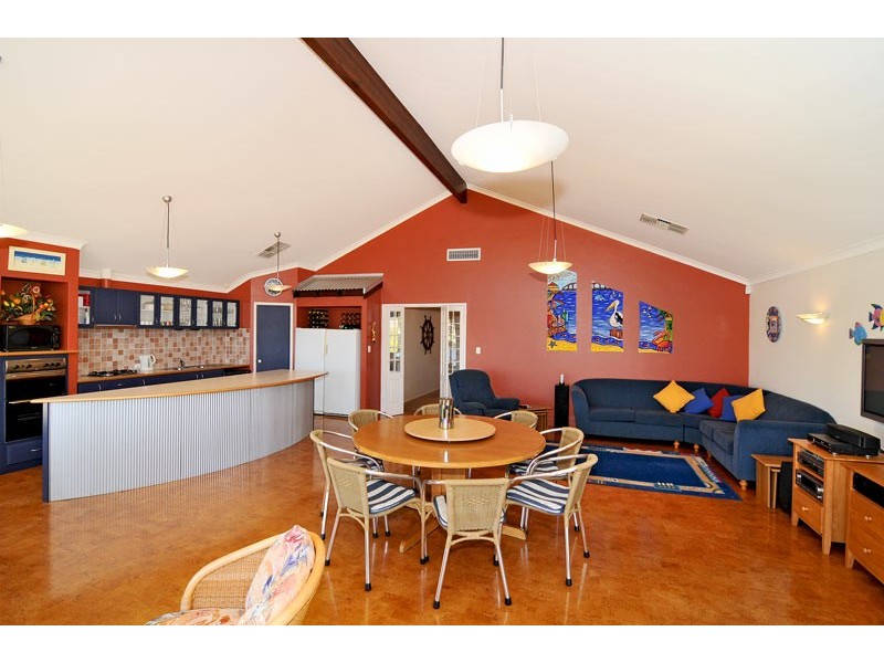 40 Banksia Terrace, South Yunderup WA 6208