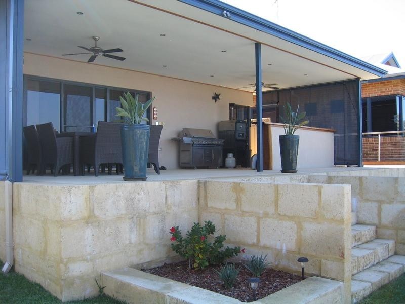 64 Moyup Way, South Yunderup WA 6208