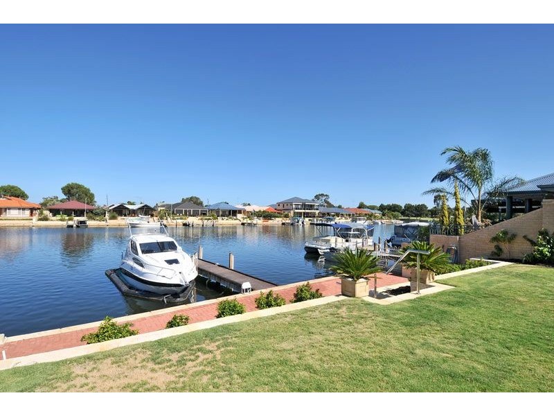 24 Murray Waters Blvd, South Yunderup WA 6208