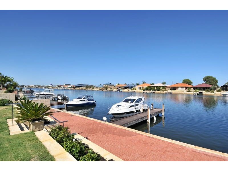 24 Murray Waters Blvd, South Yunderup WA 6208