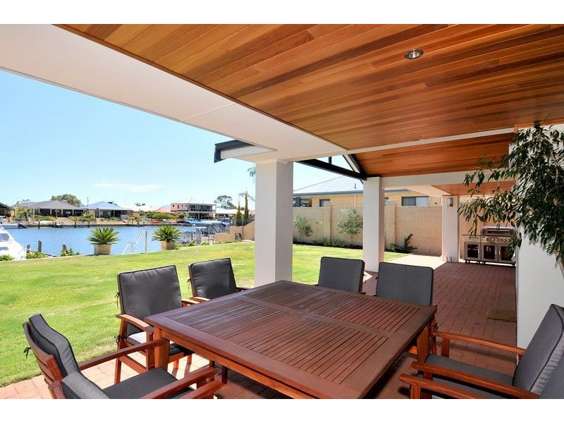 24 Murray Waters Blvd, South Yunderup WA 6208