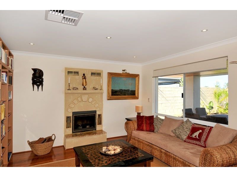 24 Murray Waters Blvd, South Yunderup WA 6208