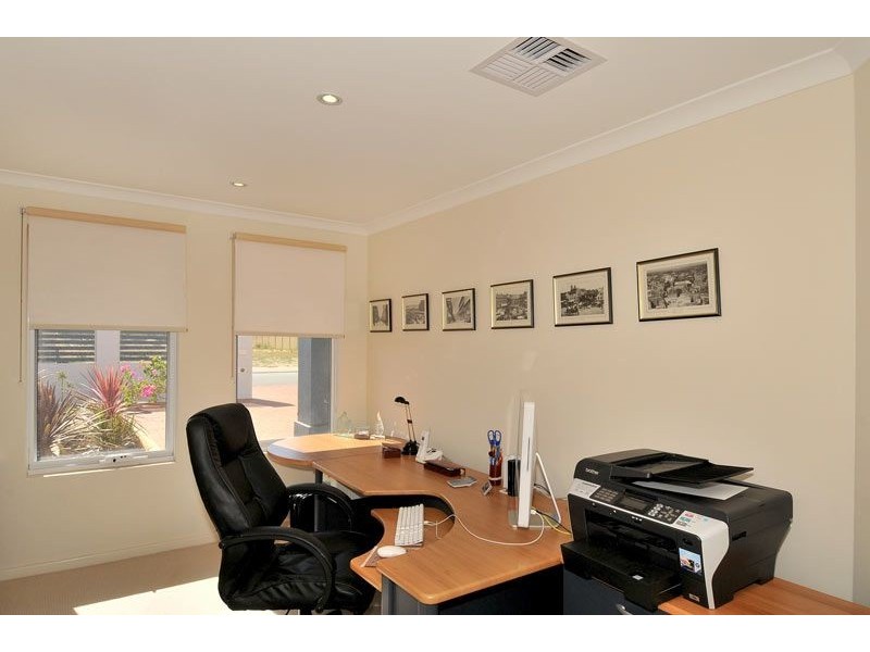 24 Murray Waters Blvd, South Yunderup WA 6208