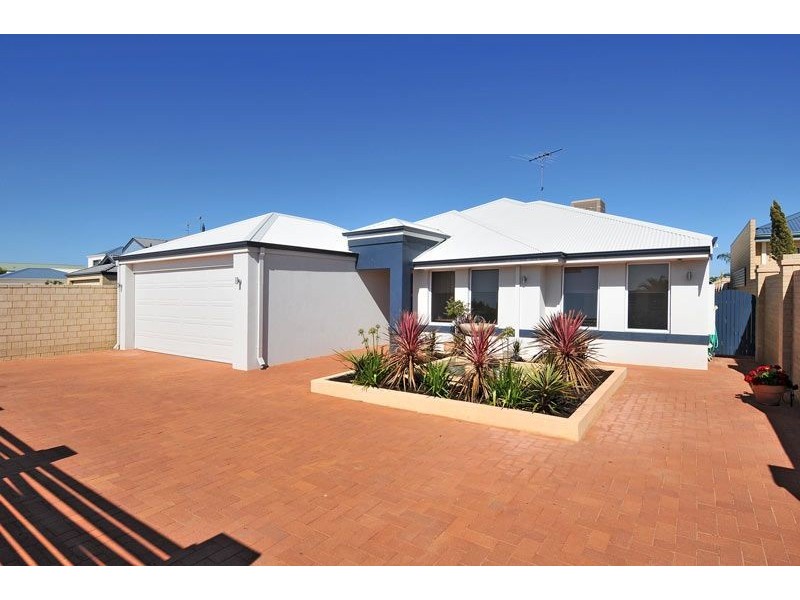 24 Murray Waters Blvd, South Yunderup WA 6208