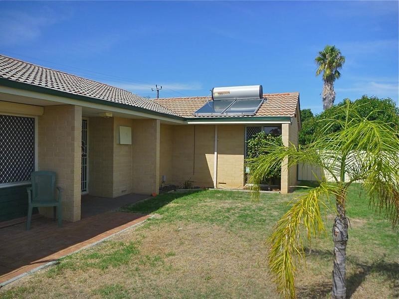 10 Hakea Place, Pinjarra WA 6208
