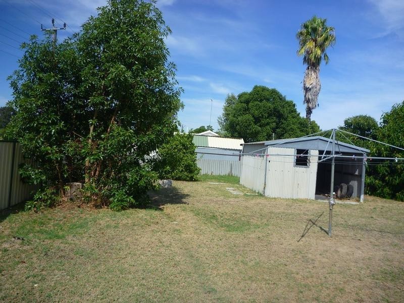 10 Hakea Place, Pinjarra WA 6208