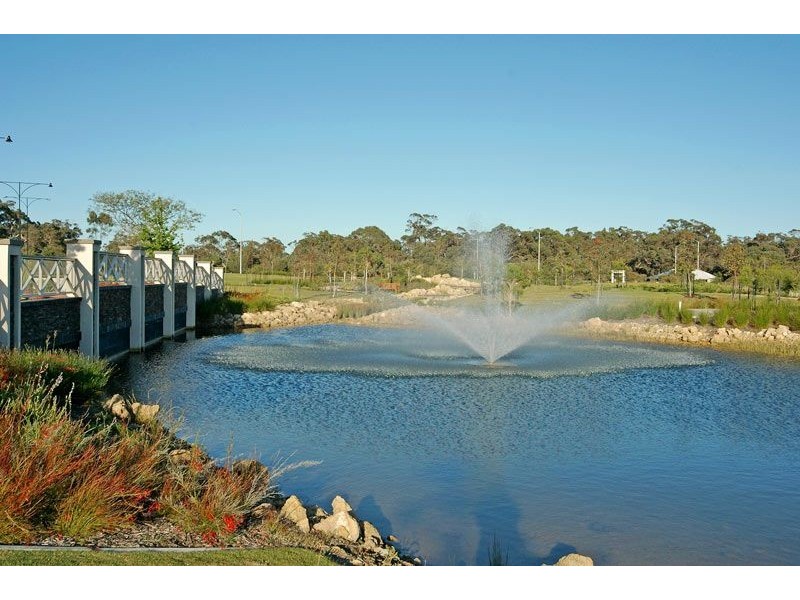 4 WOODSTOCK TURN, Ravenswood WA 6208