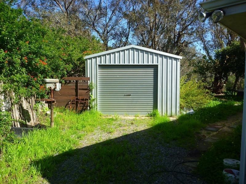 18 Paterson Road, Pinjarra WA 6208