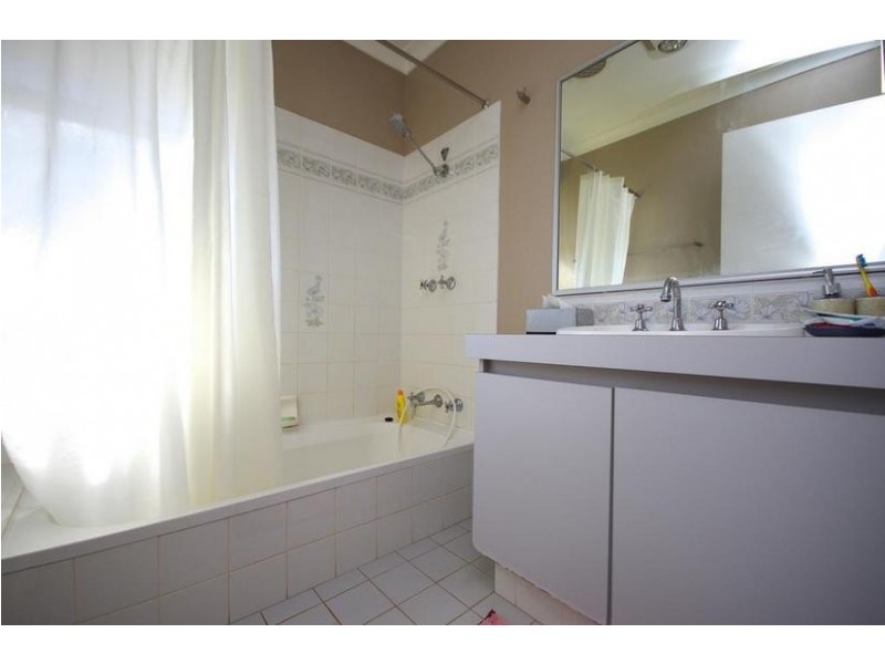 5 Shepherds Turn, Boddington WA 6390