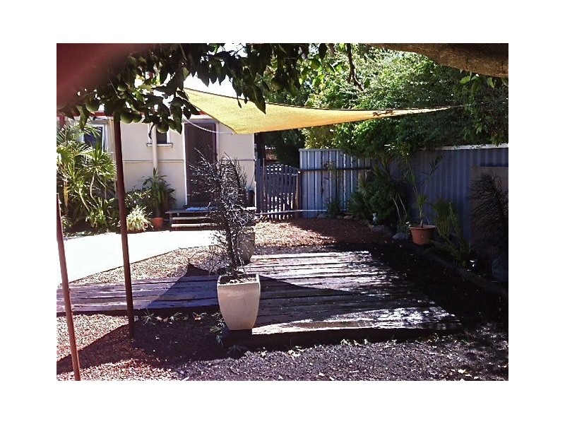 11 Fitzpatrick Street, Waroona WA 6215