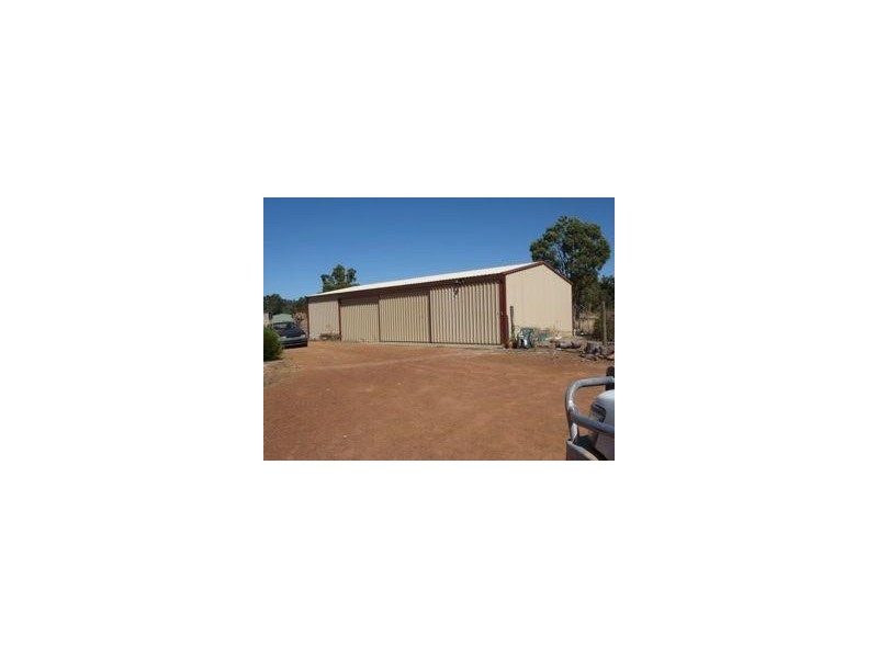 3 Colin Street, Boddington WA 6390