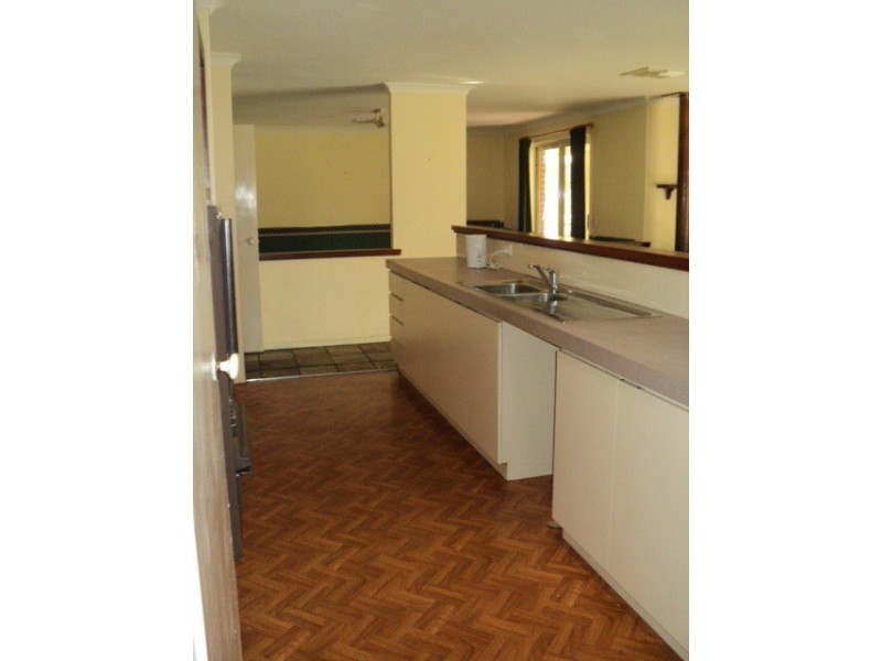 22 Russell Drive, Waroona WA 6215