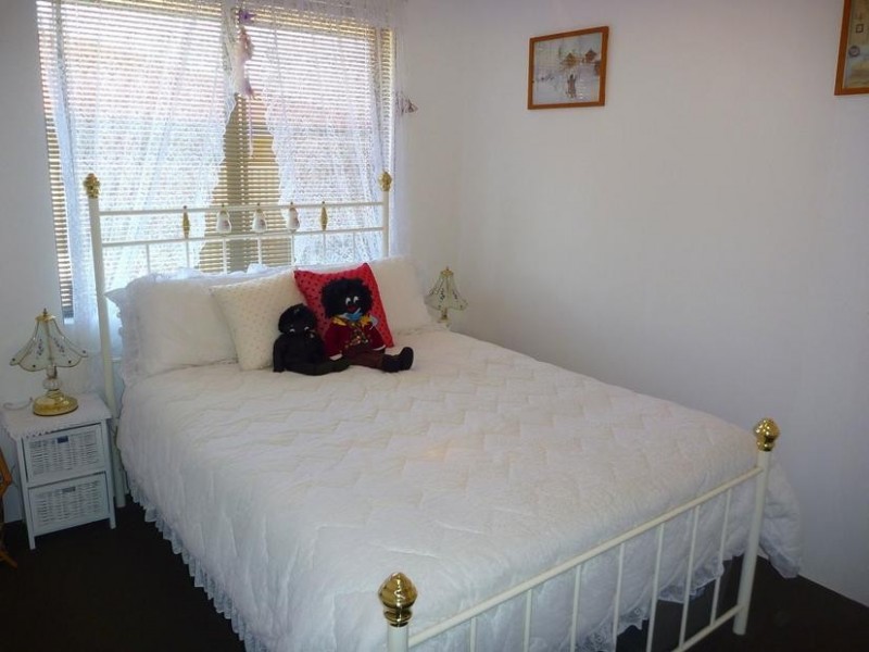 33 Wisteria Crescent, Pinjarra WA 6208