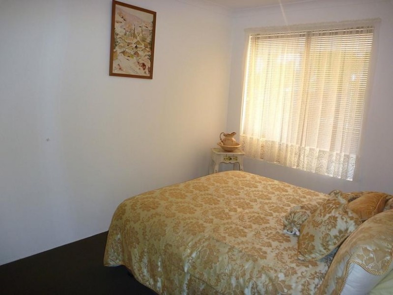 33 Wisteria Crescent, Pinjarra WA 6208