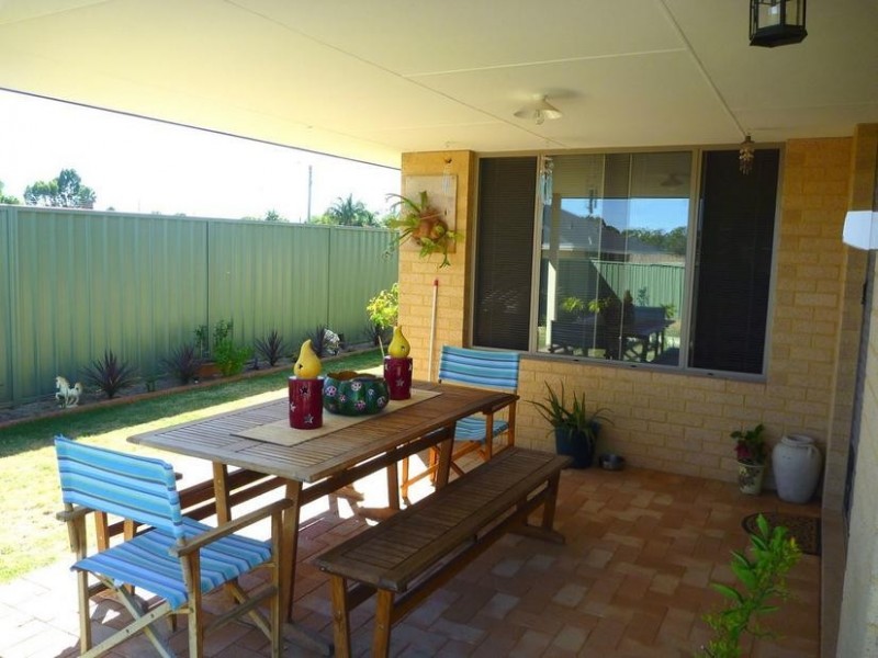 33 Wisteria Crescent, Pinjarra WA 6208