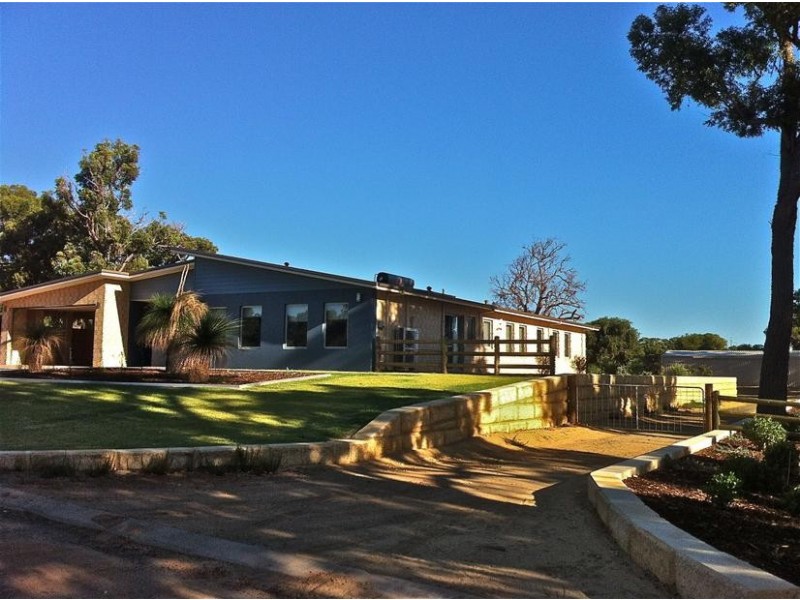 59 Wingate Vista, Waroona WA 6215