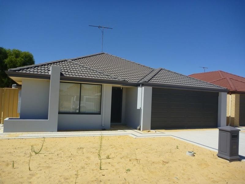 39 Greenacre Street, Pinjarra WA 6208