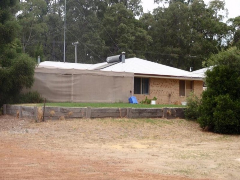 25 Grevillea Road, Dwellingup WA 6213