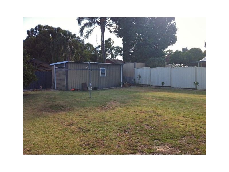 8 Armstrong Court, Waroona WA 6215